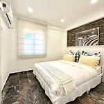Luxury Apartment In Center Cascais